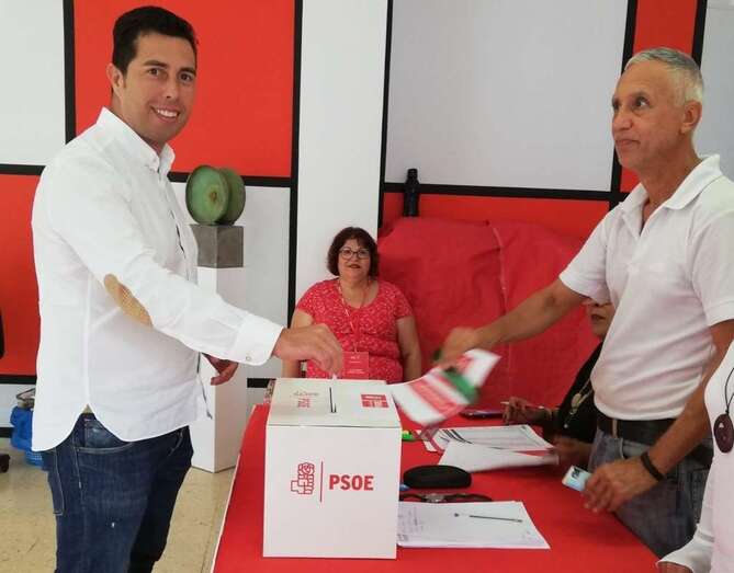 Ramos en el momento de votar este sábado (Foto TA)